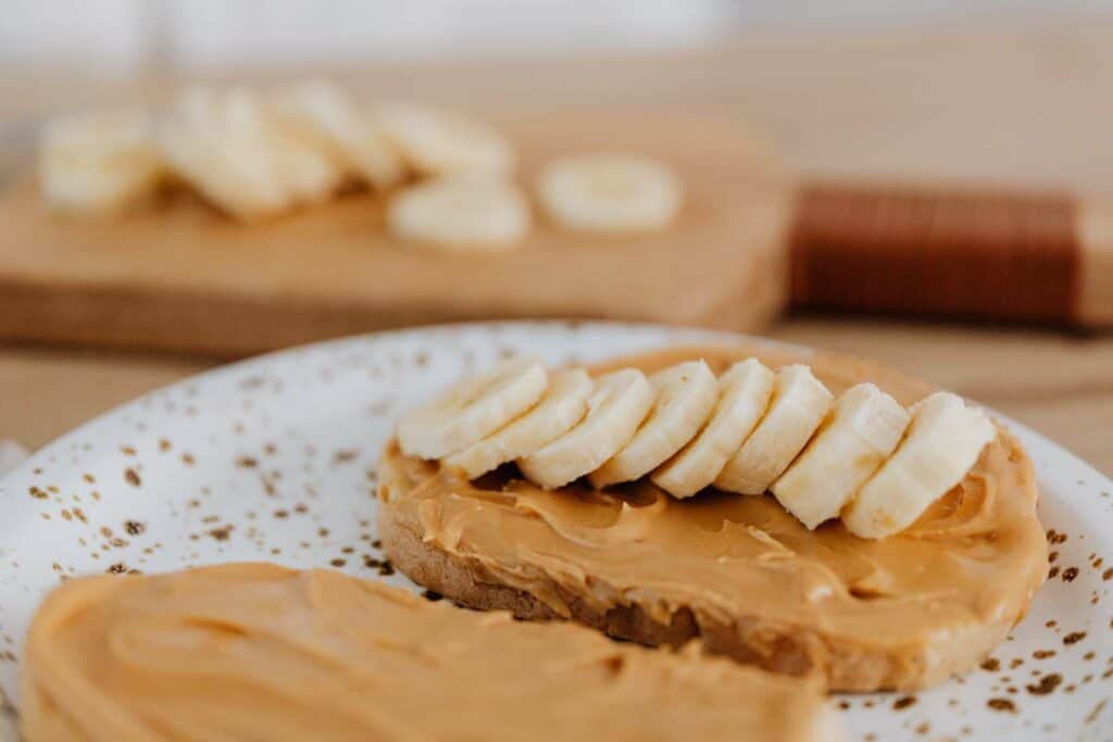 Banana and peanut butter on a slice of bread